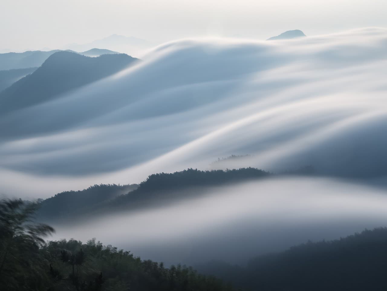 Silný vietor ohrozuje hory: Meteorológovia varujú