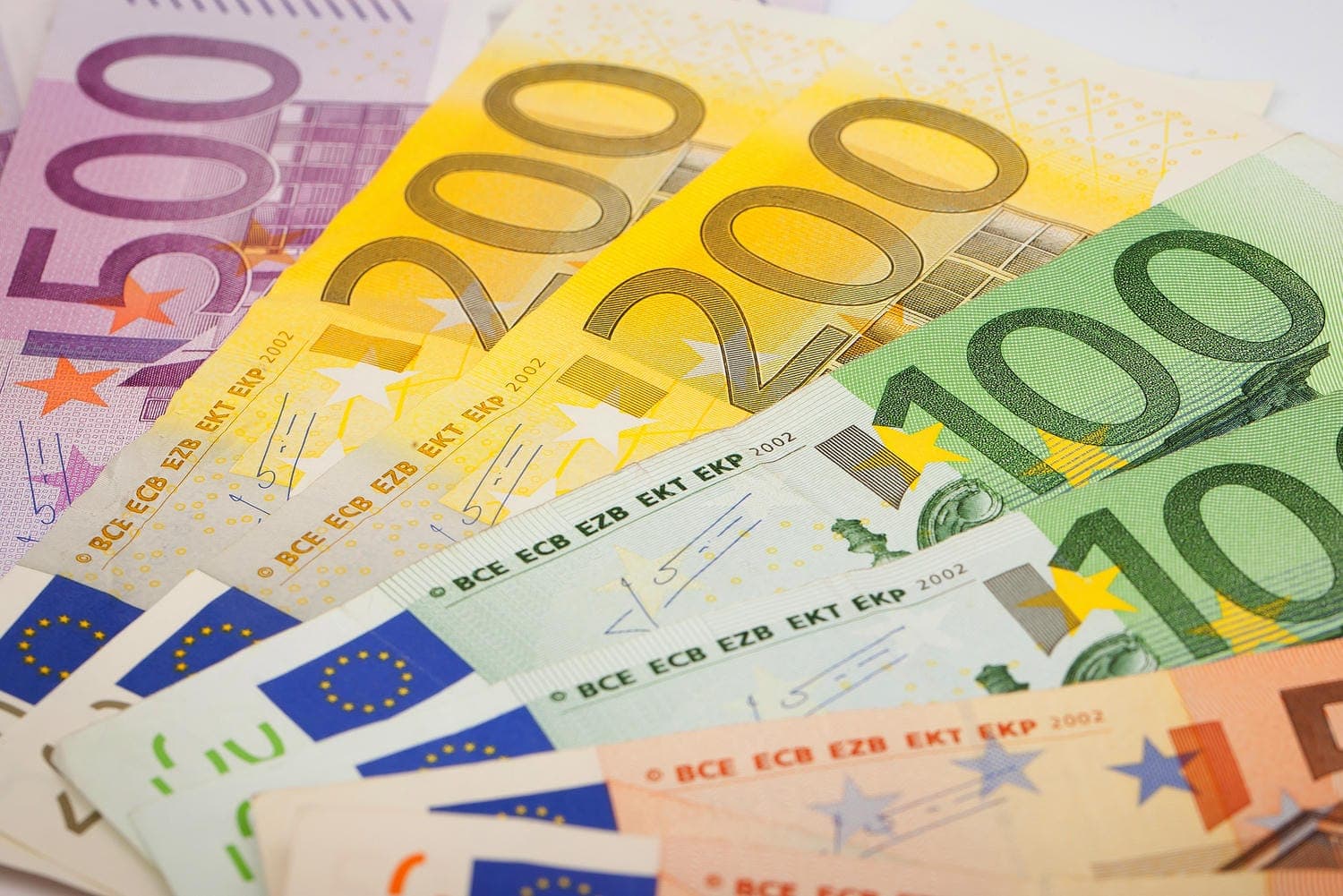 Ministerstvo financií varuje pred podvodnými programami na dotácie