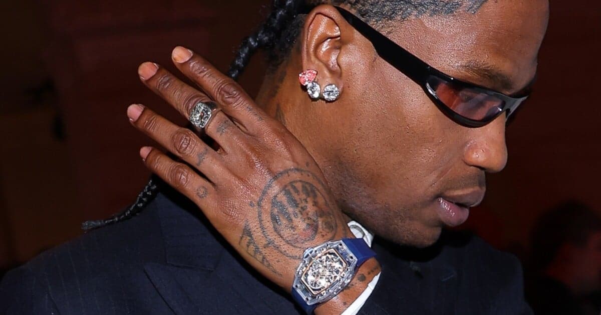Travis Scott ohúril v Paríži hodinkami za 2 milióny dolárov