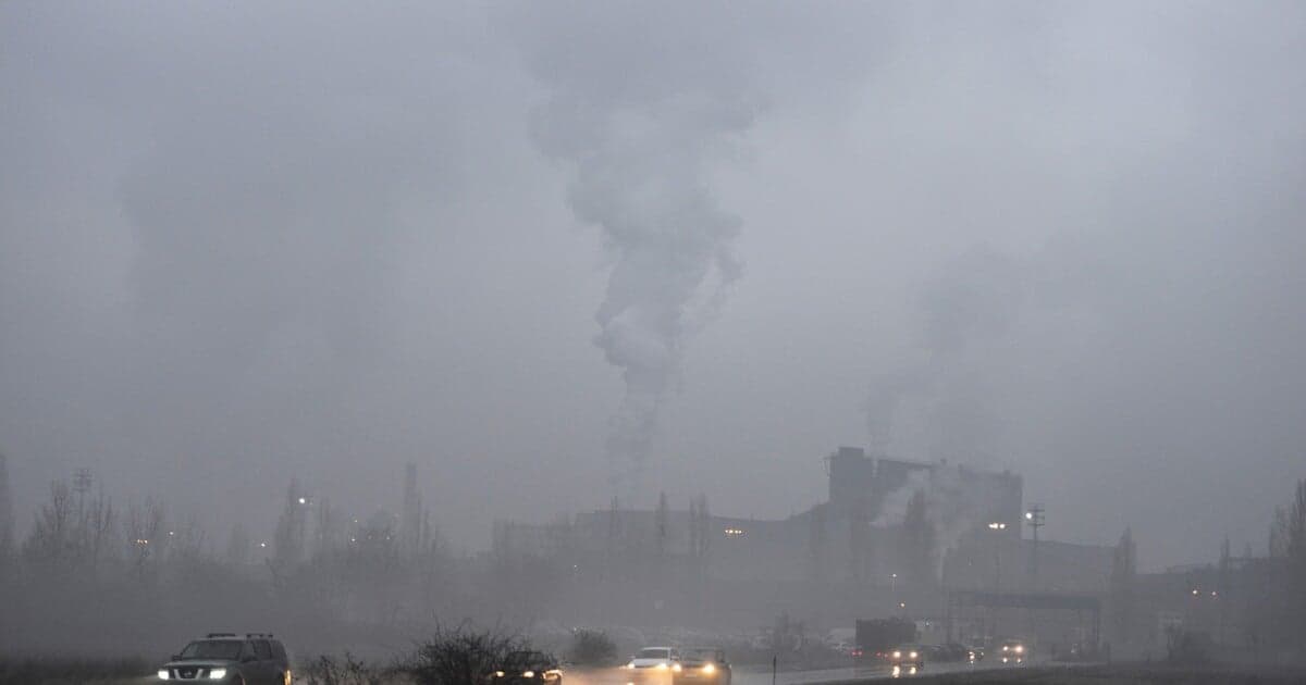 Zhoršená smogová situácia v Bratislave a okolí varuje pred rizikami