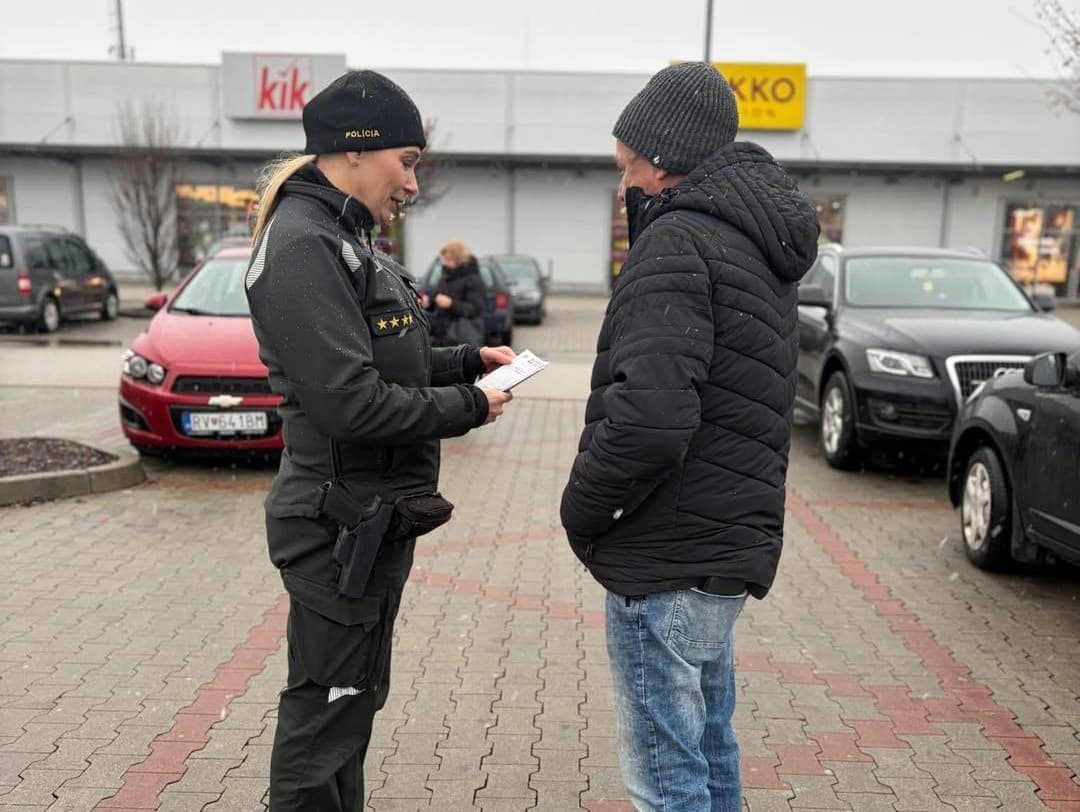 Polícia v civilnom odeve monitoruje krádeže v obchodoch