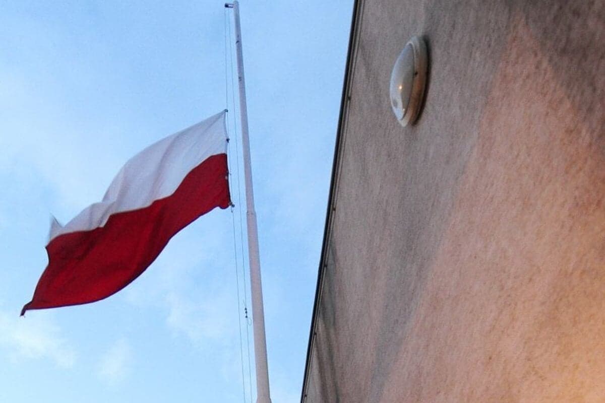 Evakuácia školy v Poľsku po streľbe zo vzduchovky