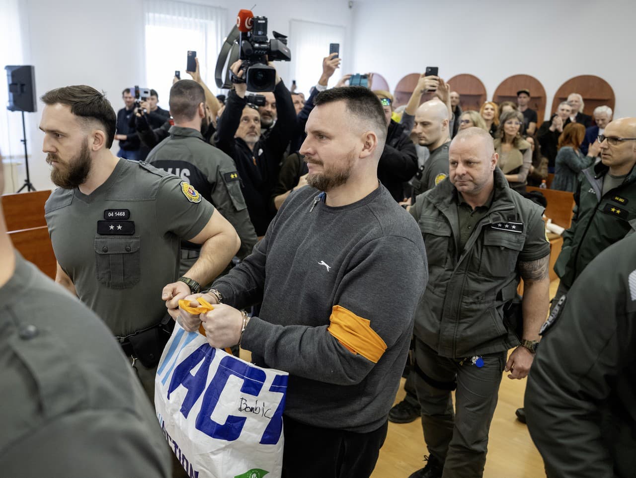 Daniel Bombic sa bráni: Nie som hrozbou pre spoločnosť