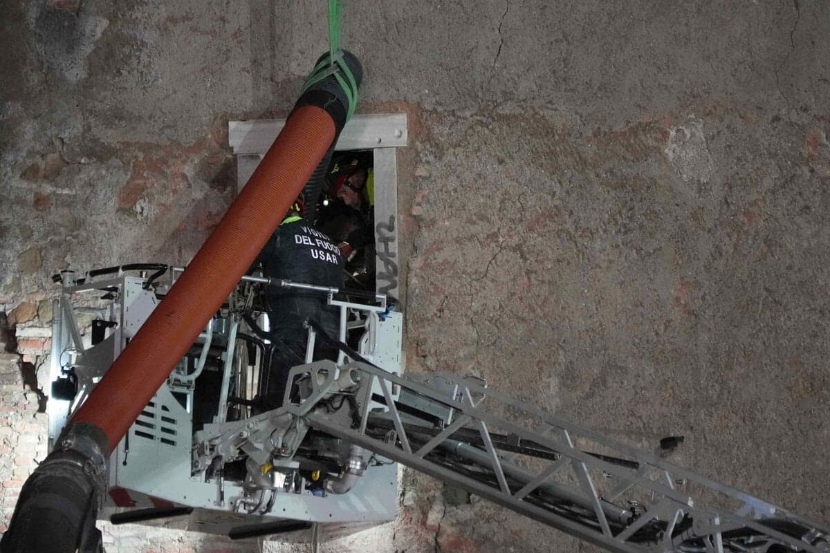 Tragédia v Ríme: Robotník zahynul po zrútení stredovekej veže