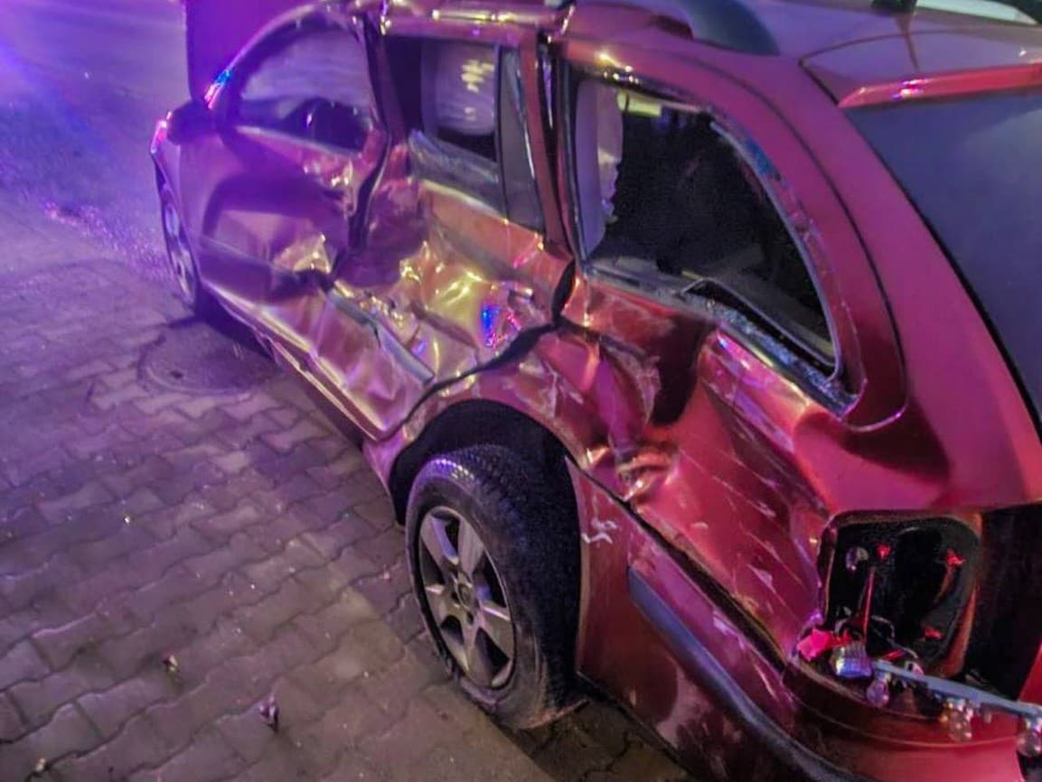 Dopravná nehoda pri Kechneci: Zrážka osobného a nákladného vozidla