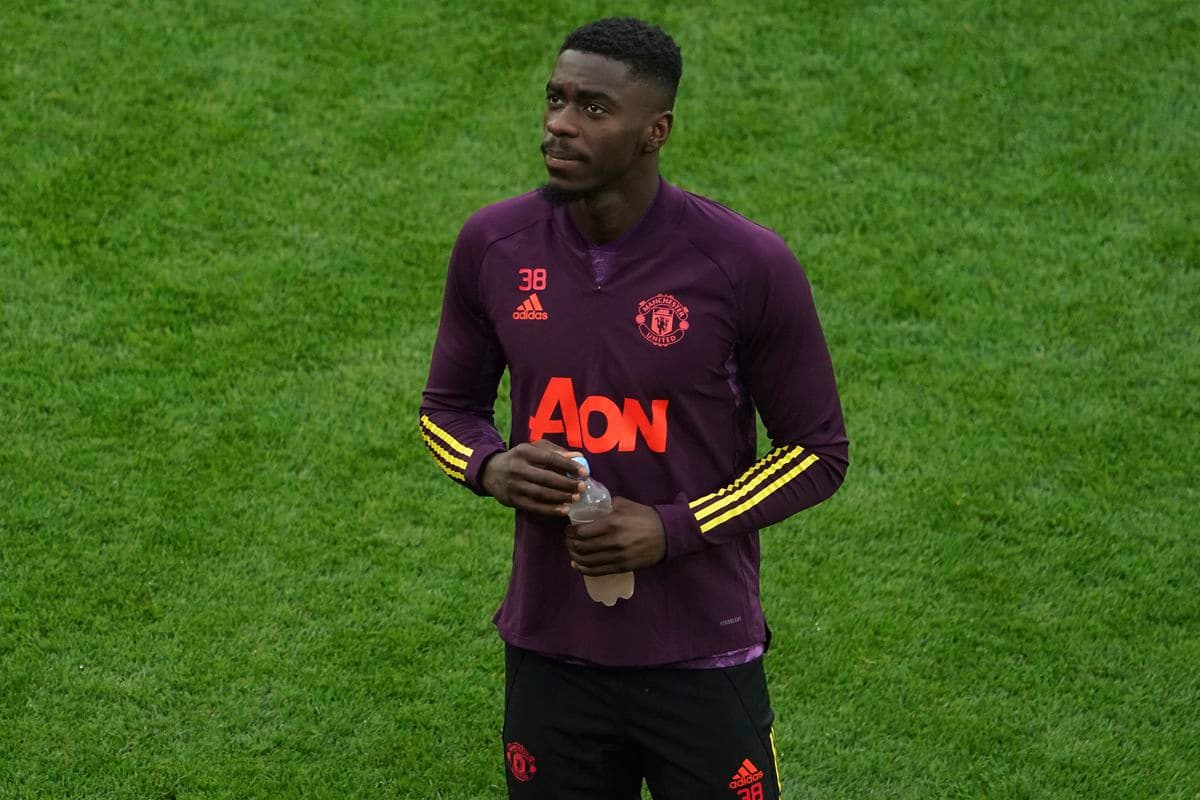 Axel Tuanzebe žaluje Manchester United za zranenie a stratu kariéry
