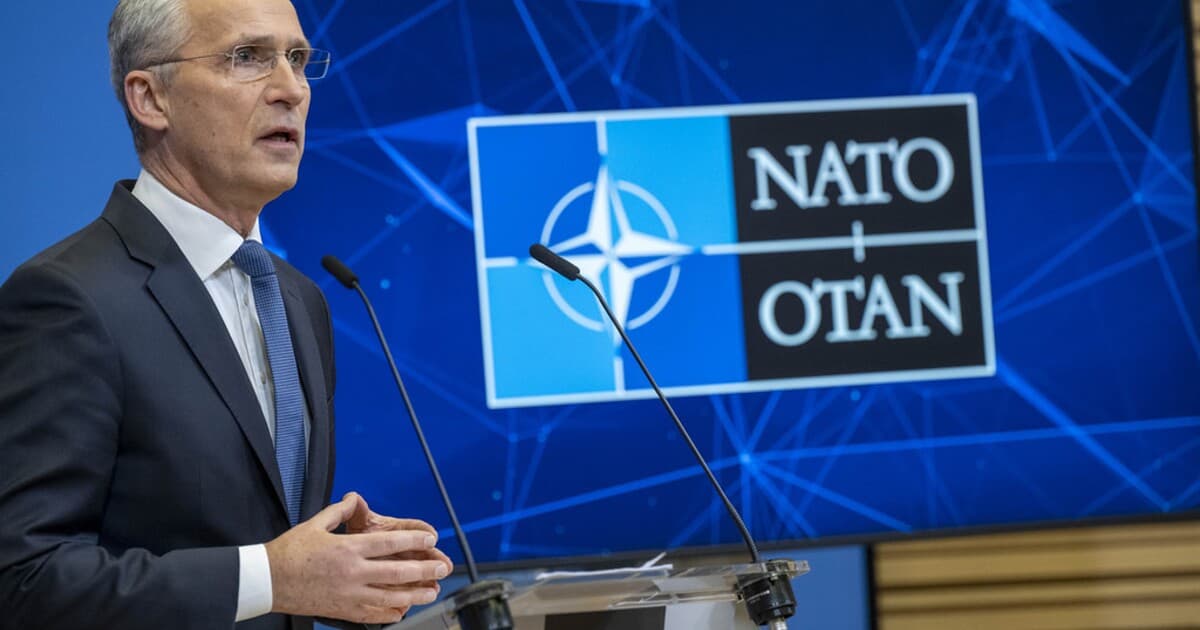 NATO zvažuje agresívnejší prístup voči Rusku