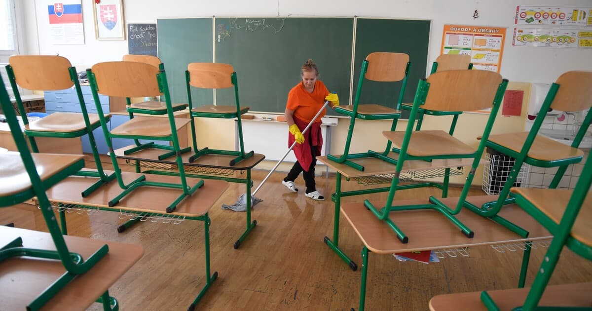 Harmonogram školských prázdnin na rok 2026: Kedy si žiaci oddýchnu?