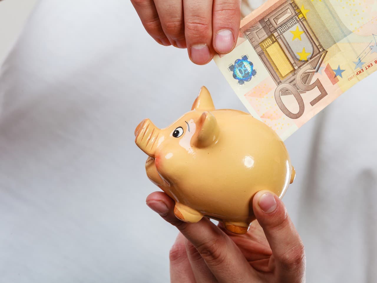 Poslanci navrhujú ochranu daňového bonusu pre viacdetné rodiny