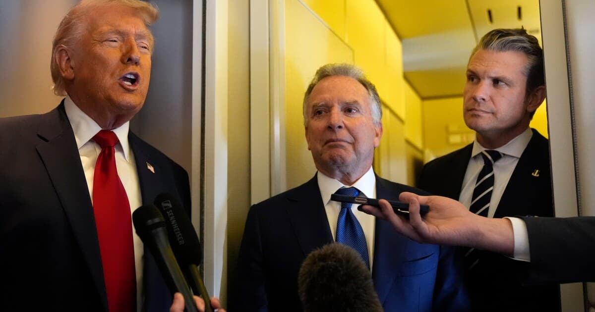 USA zodpovedné za tragédiu v iránskej škole, tvrdí New York Times