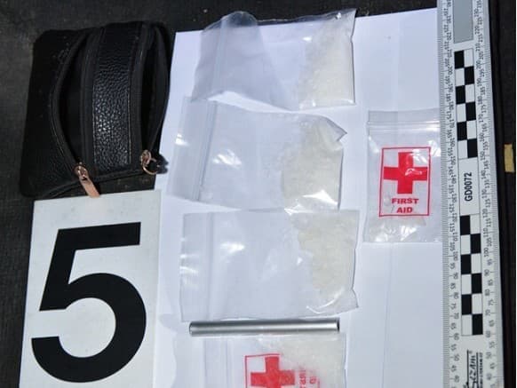 Dvojica mužov obvinená z drogovej trestnej činnosti v Galante