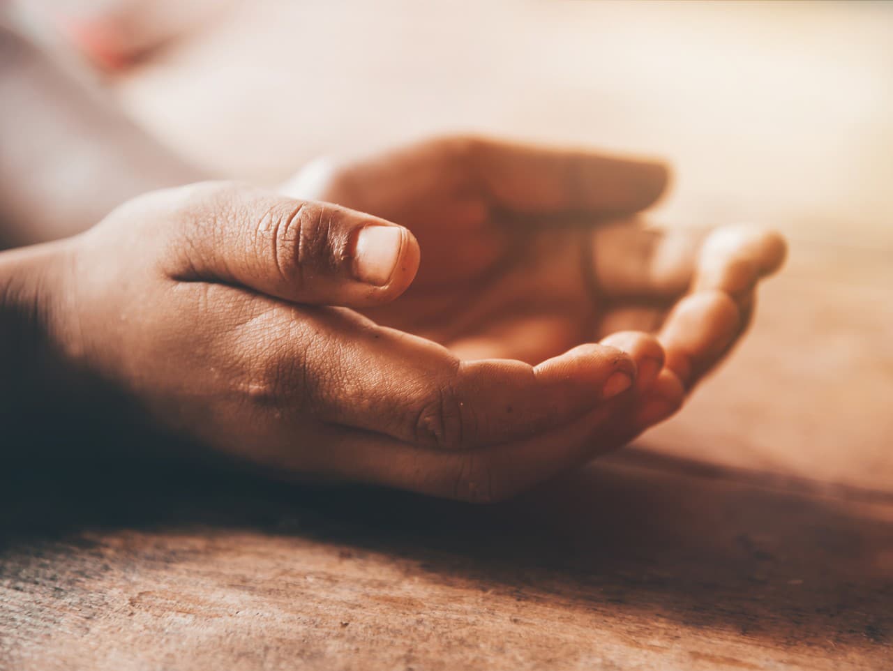 Úrad komisára pre deti zvolal okrúhly stôl k žobraní detí