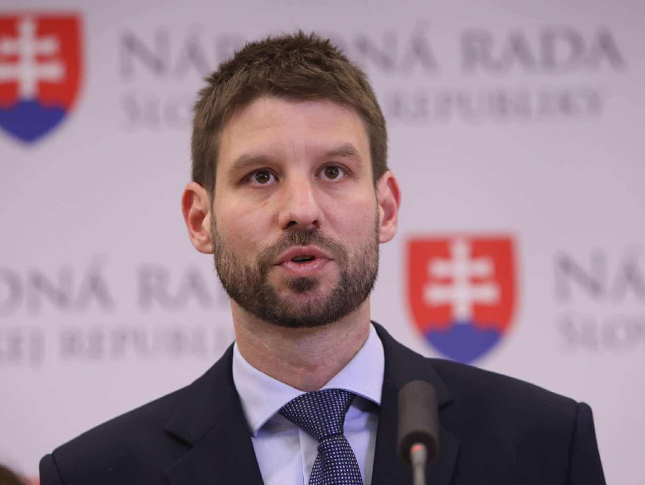 Šimečka varuje pred úpadkom Slovenska v roku 2026