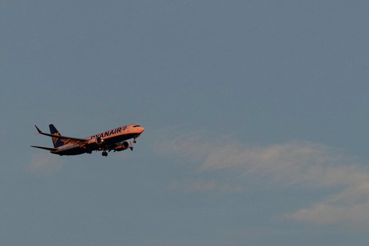 Obnovenie činnosti letísk v Poľsku po uzavretí kvôli hrozbe z Ruska