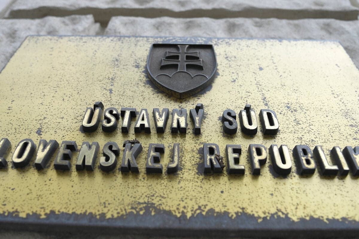 Ústavný súd potvrdil zákonnosť ustanovenia o kyberšikane