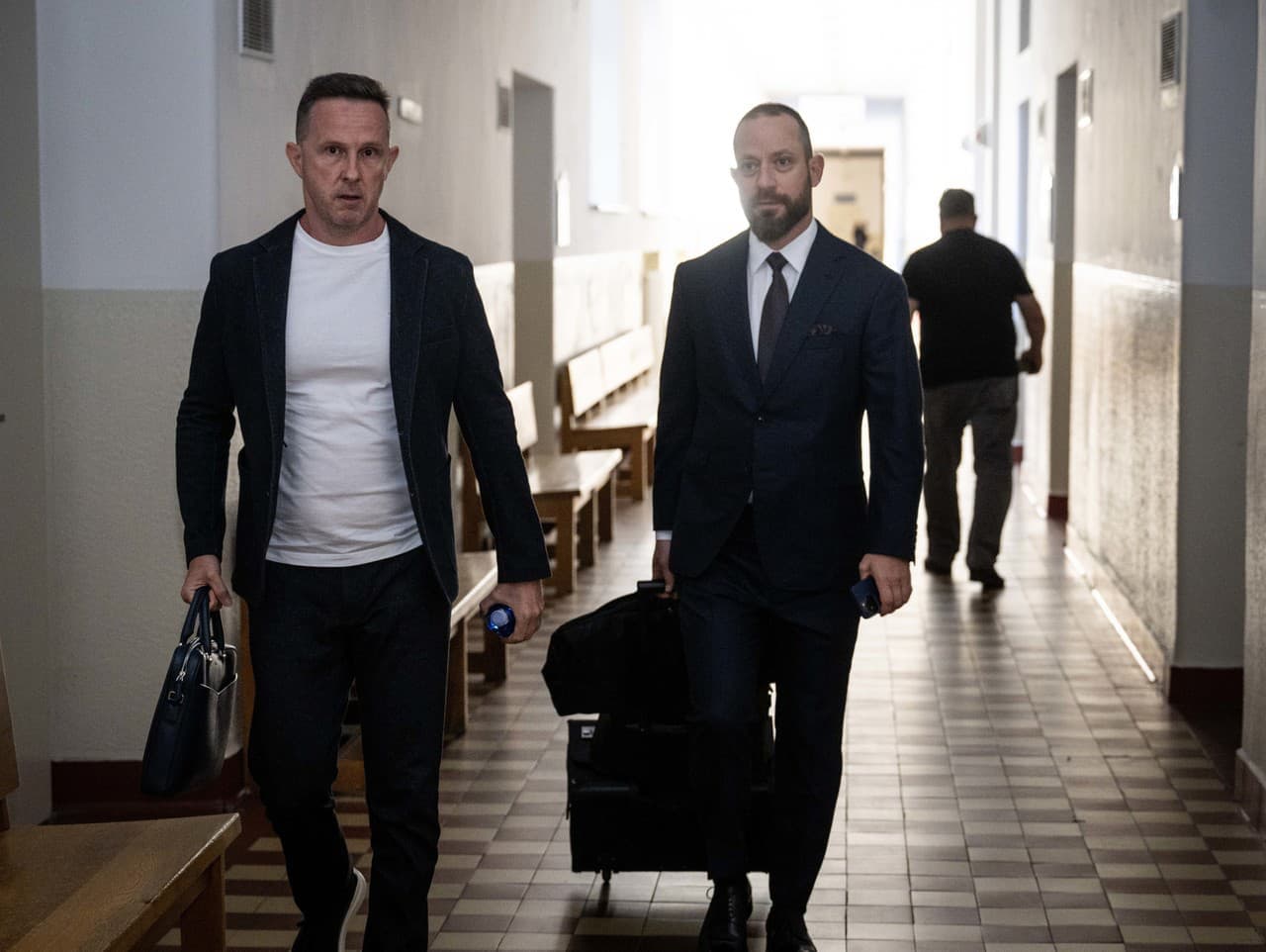 Bývalý funkcionár NAKA oslobodený spod obžaloby v kauze lustrácií