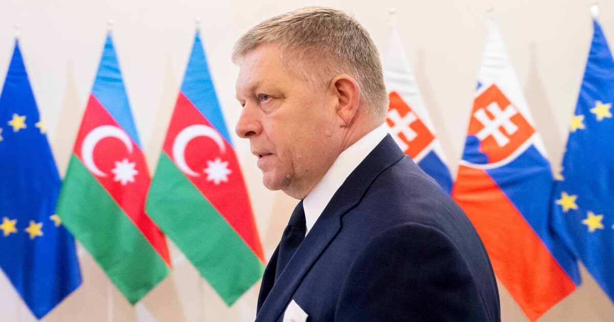 Zvýšená bezpečnosť pre Roberta Fica: Nové vozidlo za viac ako 100-tisíc eur