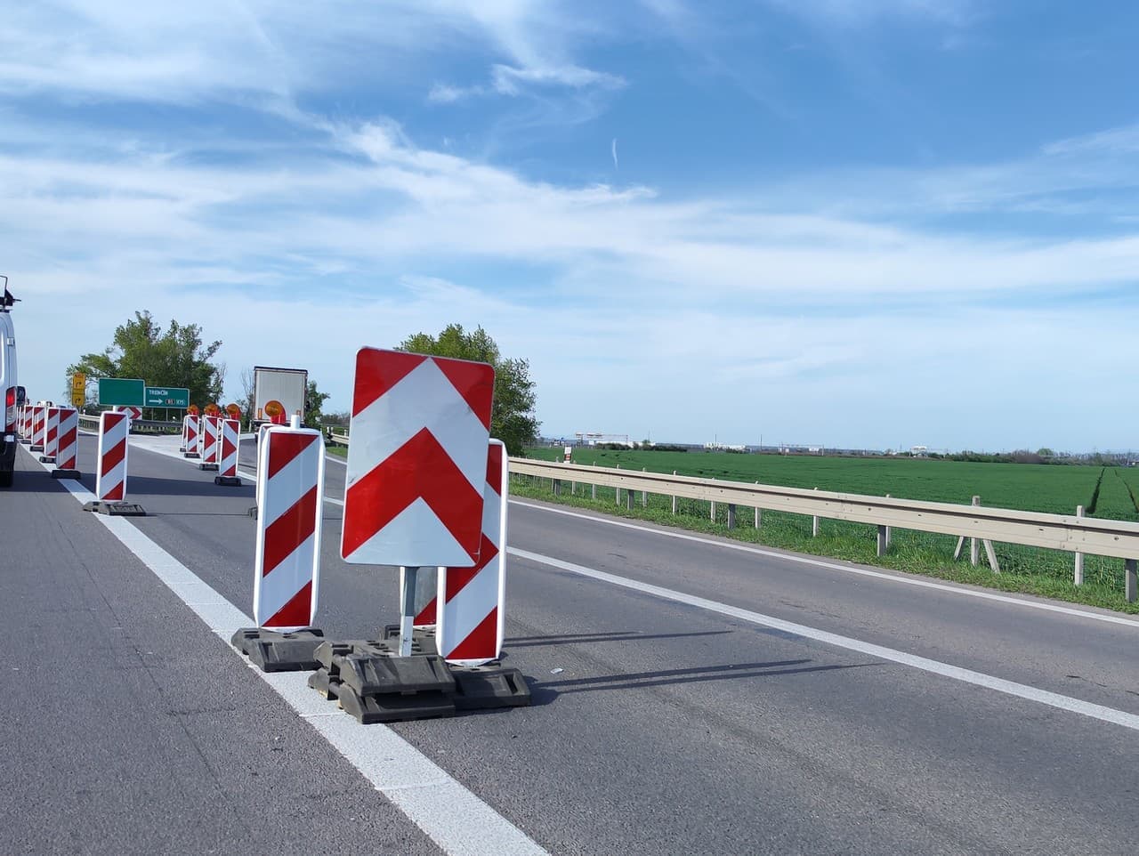 Motoristi sa dočkajú plnohodnotného štvorpruhu na D1 pri Bratislave