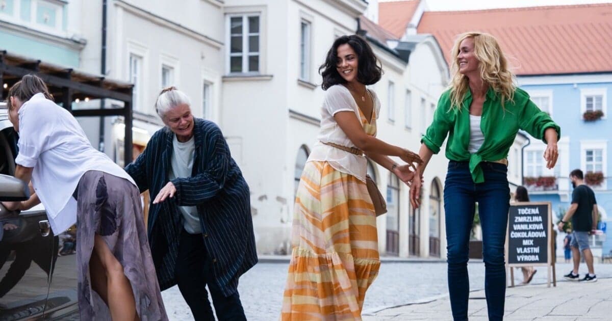 Český remake Chlastu: Pod parou na Netflixe dobýva rebríčky