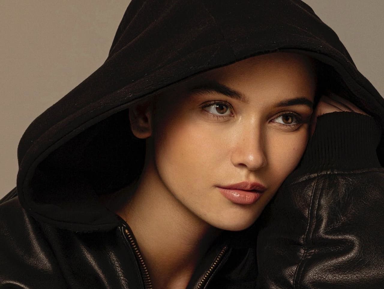 Thia Vittek uviazla na Schwechate: Zrušené lety komplikujú cestu do Milána