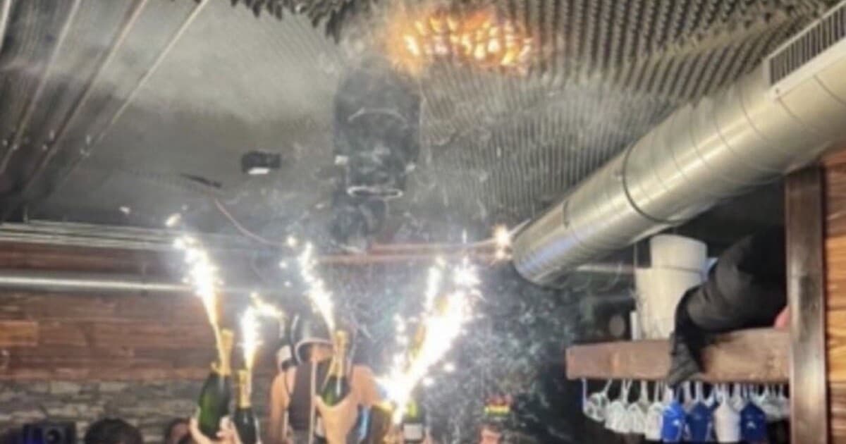 Tragédia vo Švajčiarsku: Požiar v bare si vyžiadal desiatky obetí