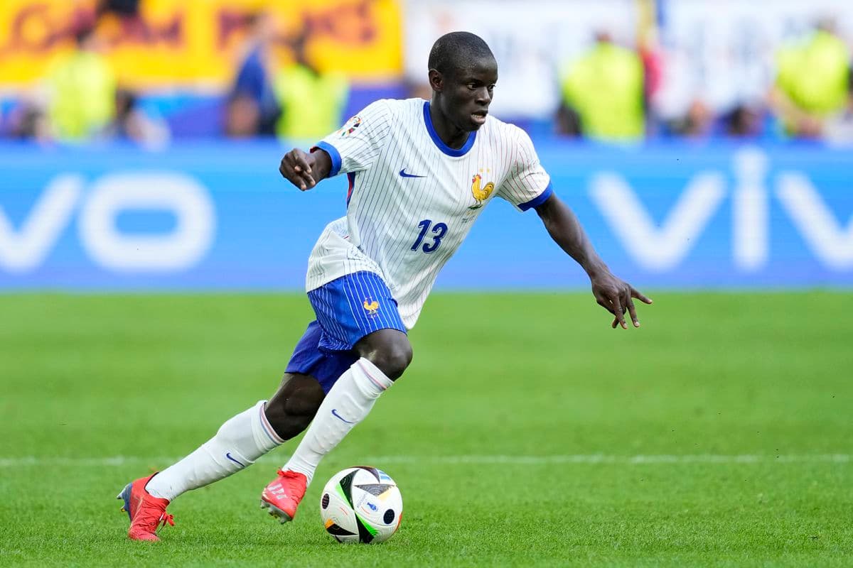 N'Golo Kanté sa vracia do francúzskej reprezentácie po roku