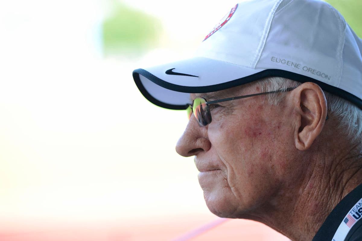 Zomrel legendárny tréner Clyde Hart, ikona atletiky