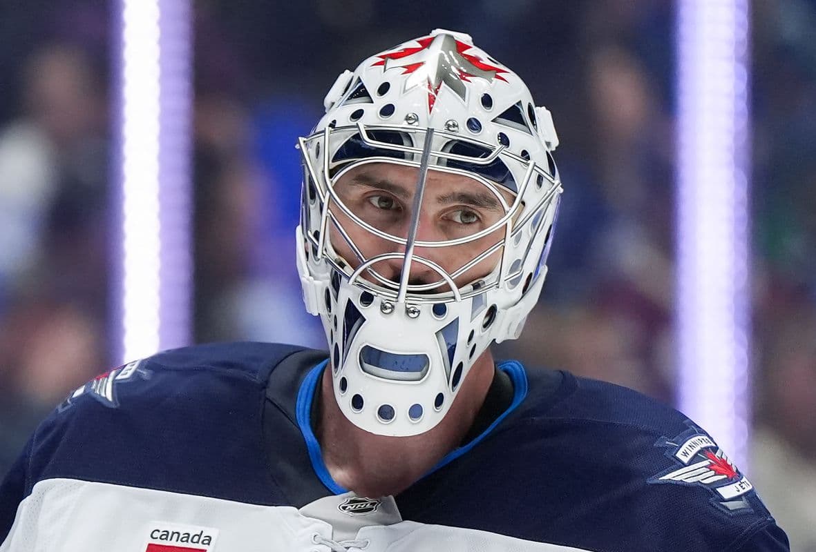 Winnipeg Jets bez brankárskej jednotky na štyri až šesť týždňov