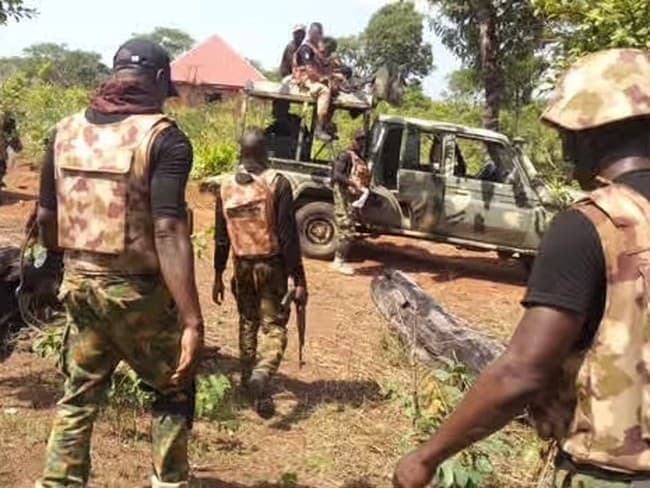 Nigerijská armáda popiera zodpovednosť za smrť deviatich protestujúcich žien