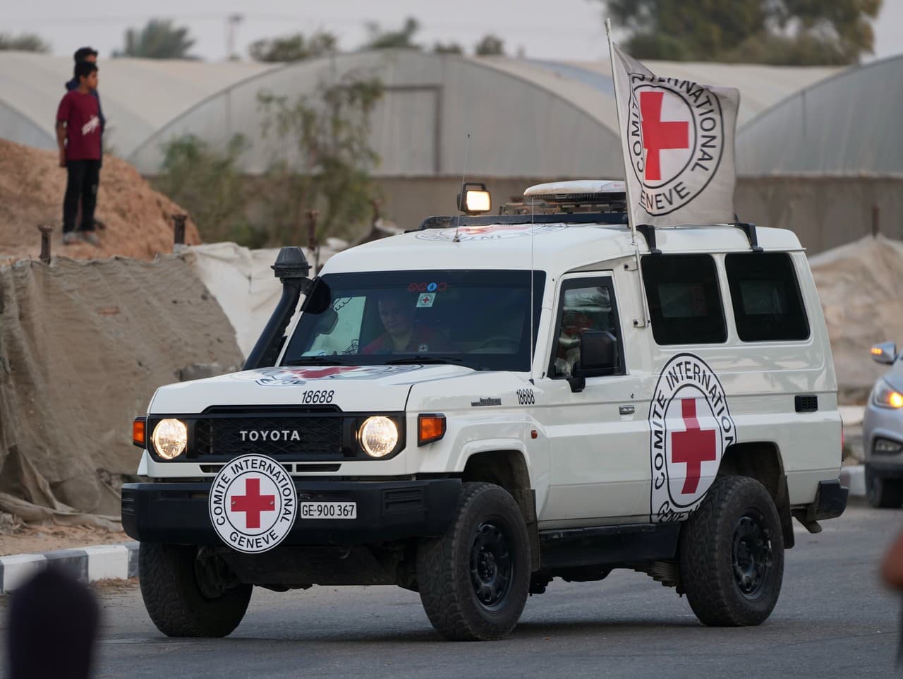 Hamas vrátil telá, no nie rukojemníkov: Izrael stále čaká na informácie