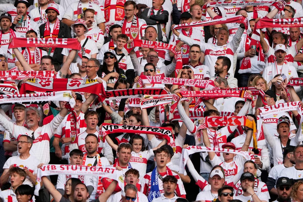 Fanúšikovia Stuttgartu opustili Holandsko pred zápasom kvôli násilnostiam