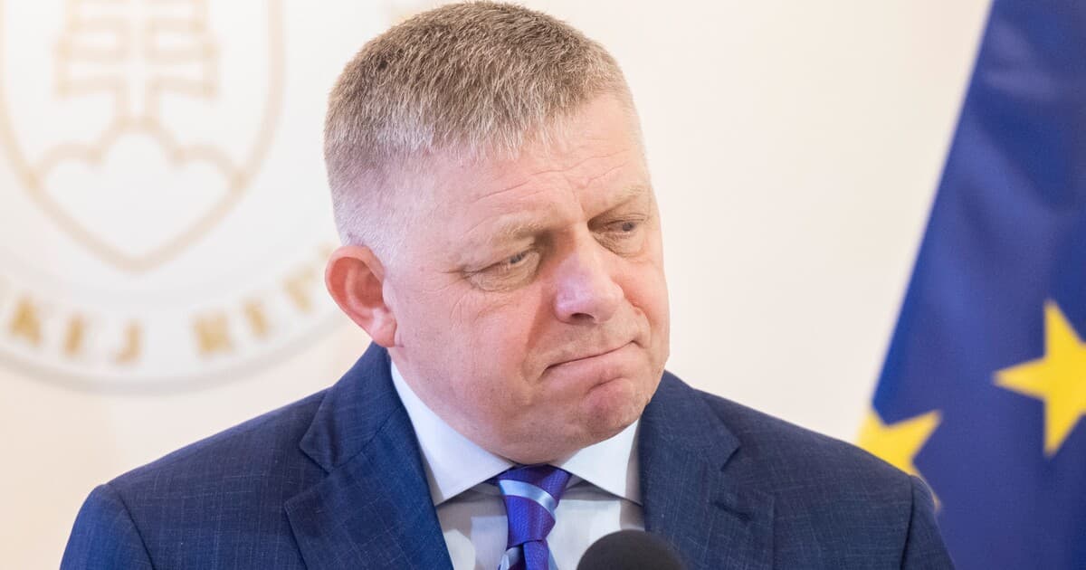 Fico zvažuje žalobu na EÚ pre zákaz ruského plynu
