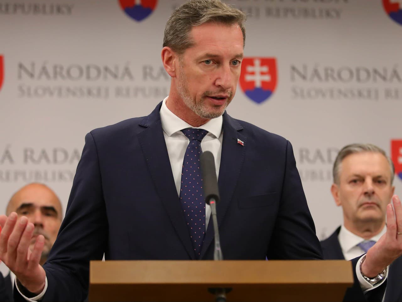 KDH kritizuje zásah USA vo Venezuele, volá po spravodlivosti pre Madura