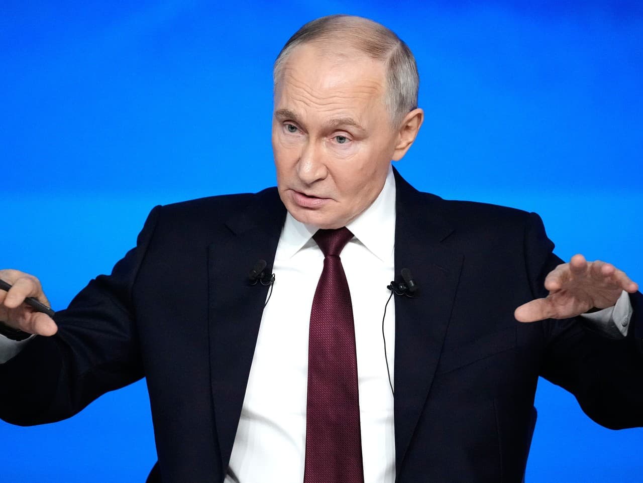 Putinov režim je na pokraji kolapsu, tvrdí britský expert