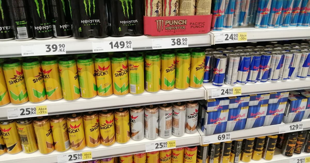 Nadmerné pitie energetických nápojov ohrozuje zdravie mužov