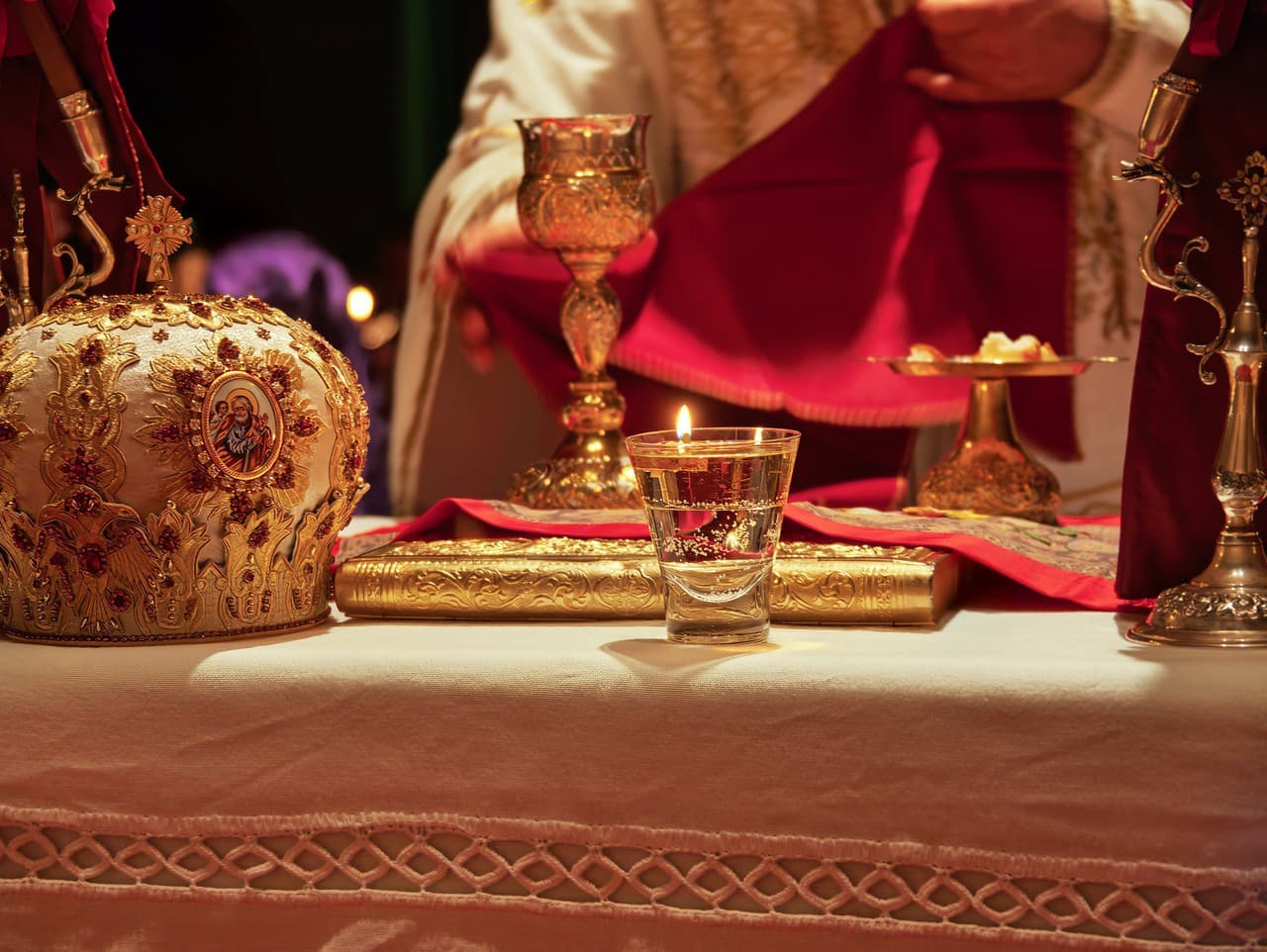 Exkomunikované mníšky zadržané pre predaj cirkevných pamiatok