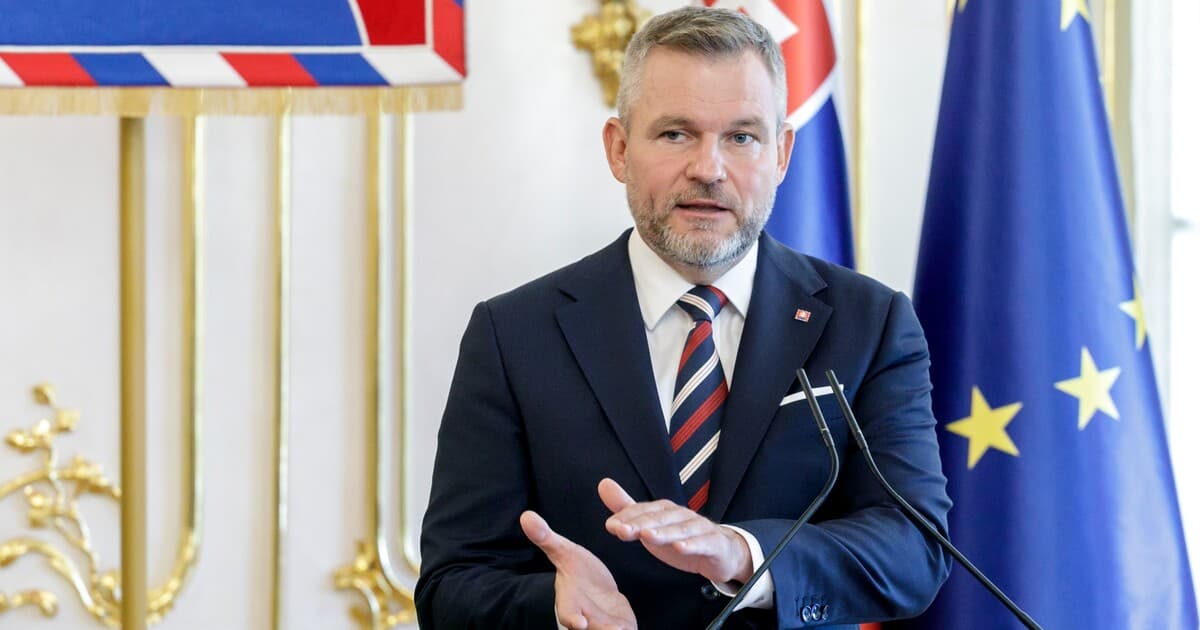 Matky vyzvali prezidenta na vetovanie zákona o chôdzi s rýchlosťou 6 km/h