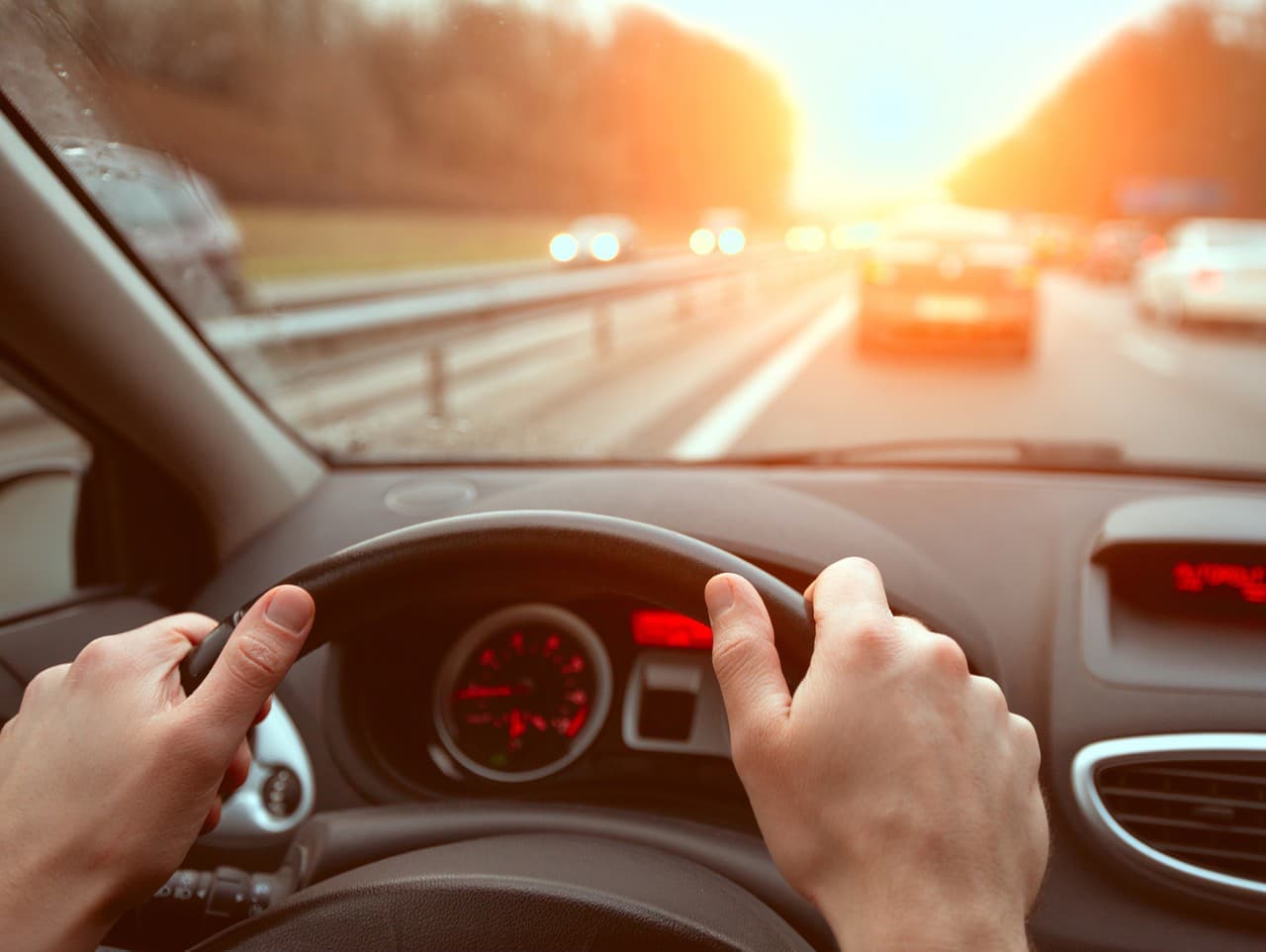 Polícia varuje: Nedostatočný odstup na diaľnici zvyšuje riziko nehôd