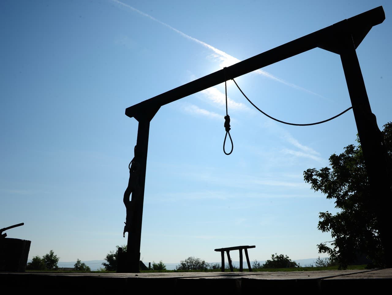 Irán vykonal popravy za bombový útok na autobus s pútnikmi