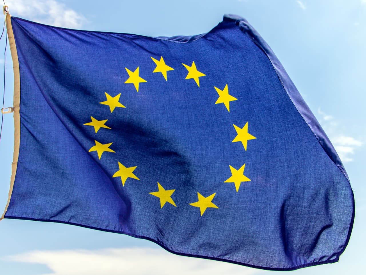 Europoslanci vyzvali EÚ na boj proti nadnárodnej represií