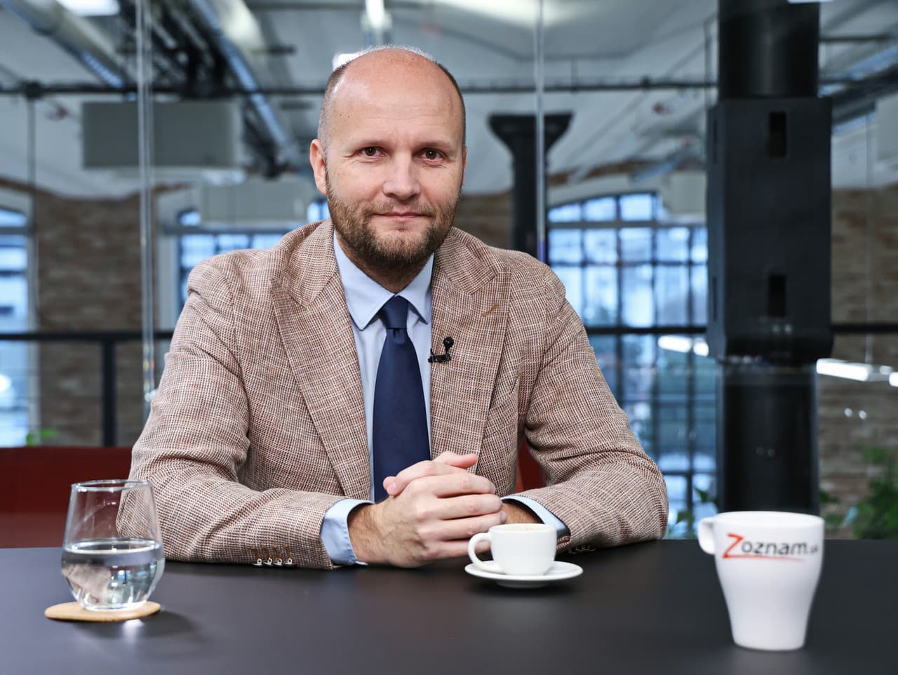 Naď kritizuje koalíciu: Rozhádaní ako psi, voľby by už mohli byť zajtra