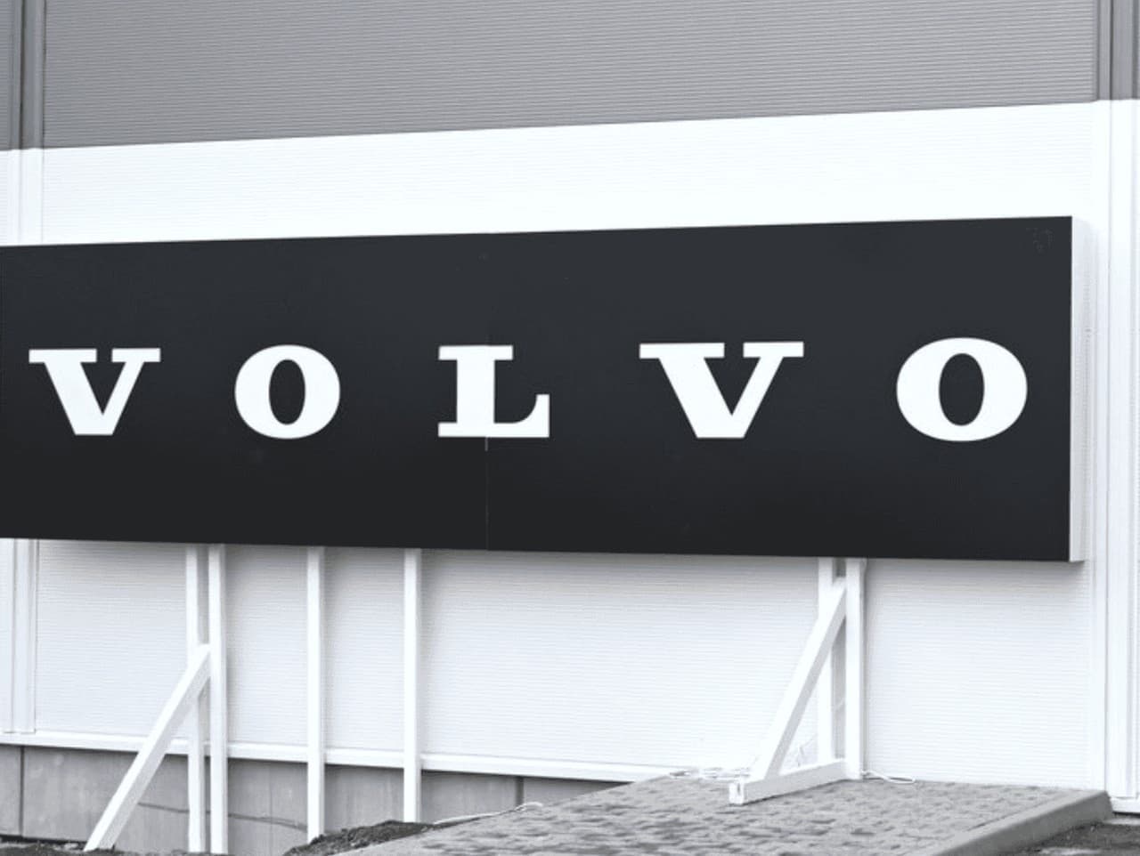 Volvo pri Košiciach rýchlo rastie: Naberá stovky nových zamestnancov