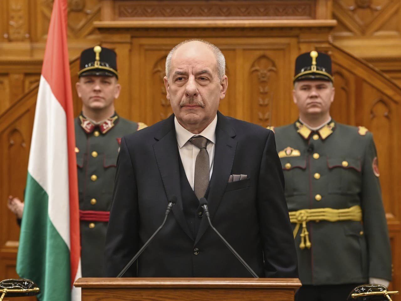 Výdavky na cesty maďarského prezidenta Sulyoka zostávajú utajené