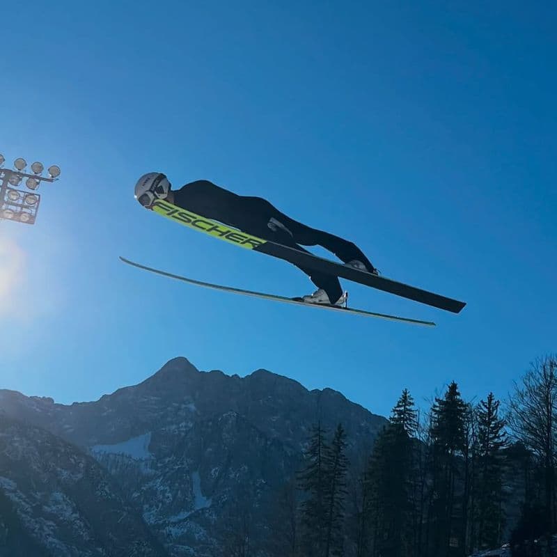 Kuriózna diskvalifikácia slovenského skokana na lyžiach