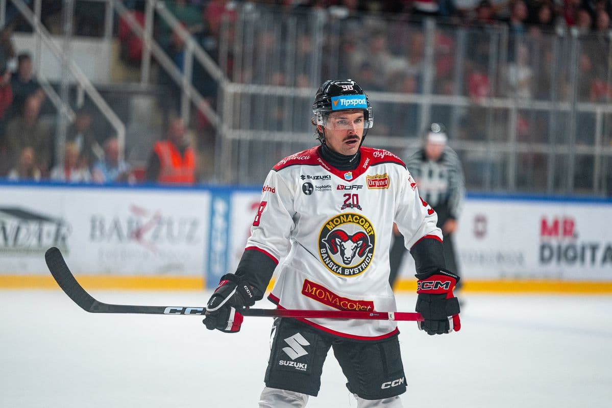 HK Nitra dominovala, Banská Bystrica utrpela debakel