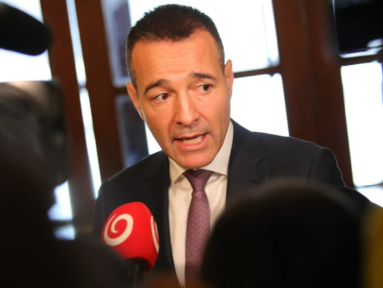 Štát plánuje vrátiť peniaze za nákup outletu Voderady