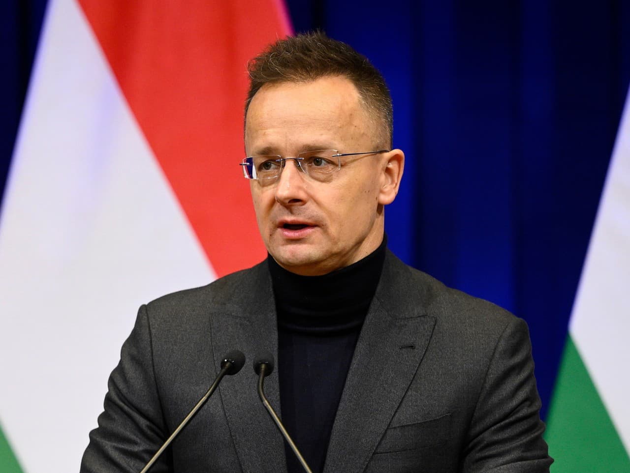 Maďarsko protestuje proti núteným odvodom na Ukrajine