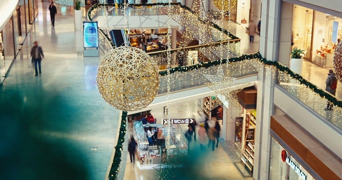 Sviatočné outfity: Buďte štýloví na Vianoce aj Silvestra