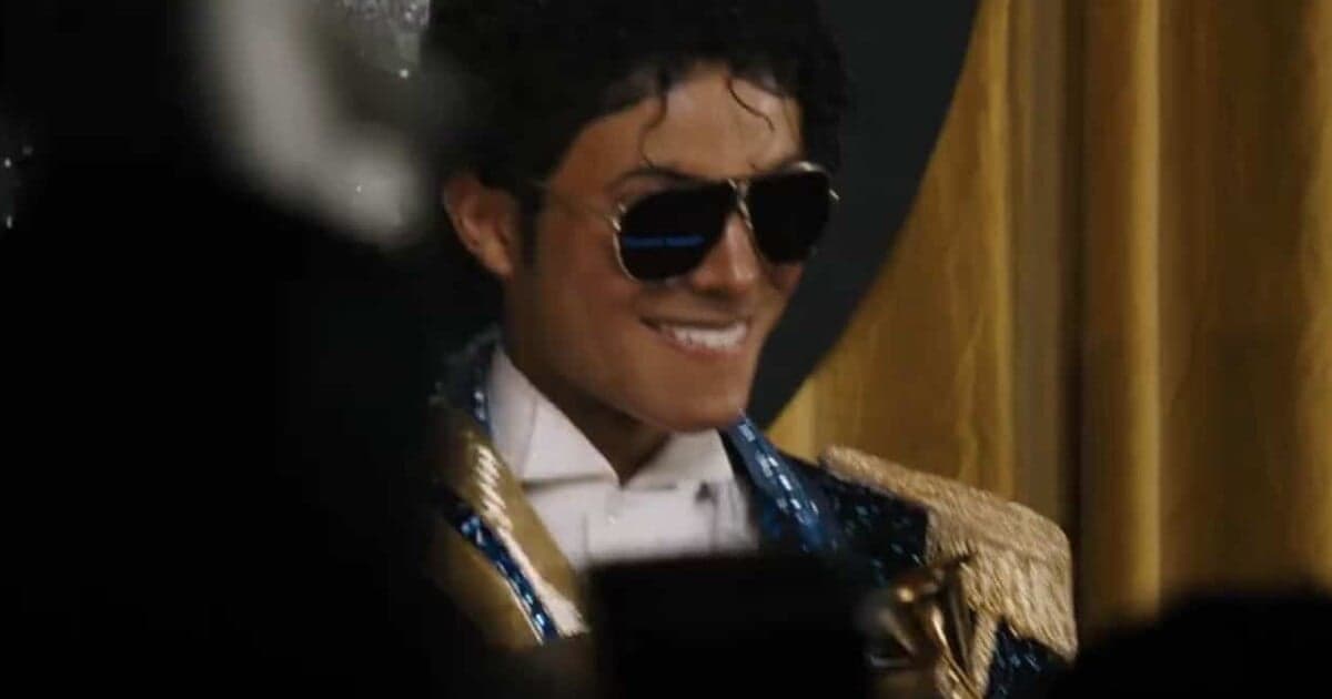 Paris Jackson kritizuje film o svojom otcovi: Prikrášlená realita?