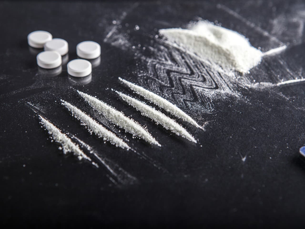 Muž zadržaný za obchodovanie s drogami, smeruje do väzby